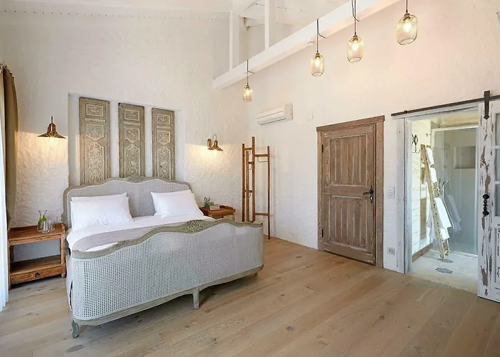 Alakapi Butik Otel Alaçatı